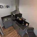 86 - Climatisation & Proche Centre-ville- 2 Personnes - Apartament *