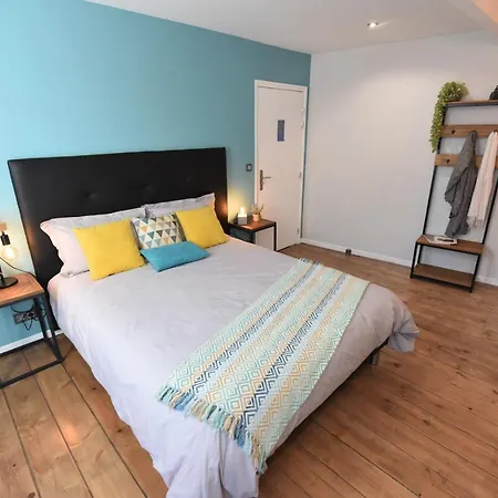 Apartment 86 - Climatisation & Proche Centre-ville- 2 Personnes -