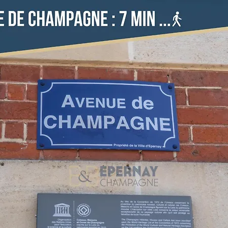 86 - Climatisation & Proche Centre-ville- 2 Personnes -