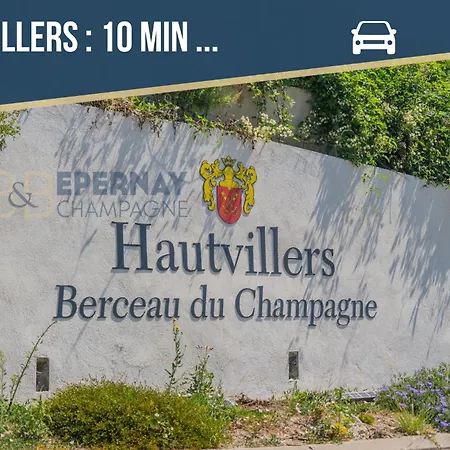 86 - Climatisation & Proche Centre-ville- 2 Personnes - Apartment *