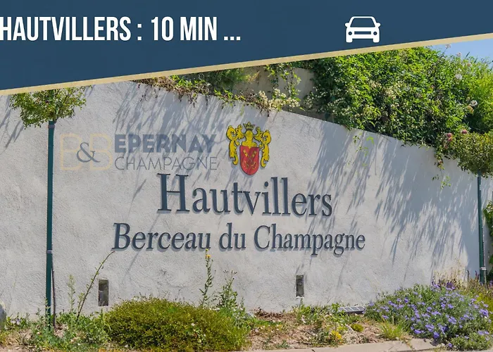 86 - Climatisation & Proche Centre-ville- 2 Personnes - Appartement *